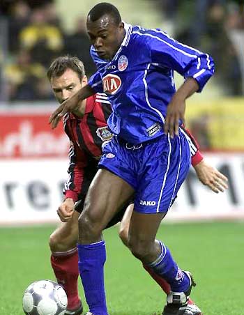 的透明度与 的透明度与